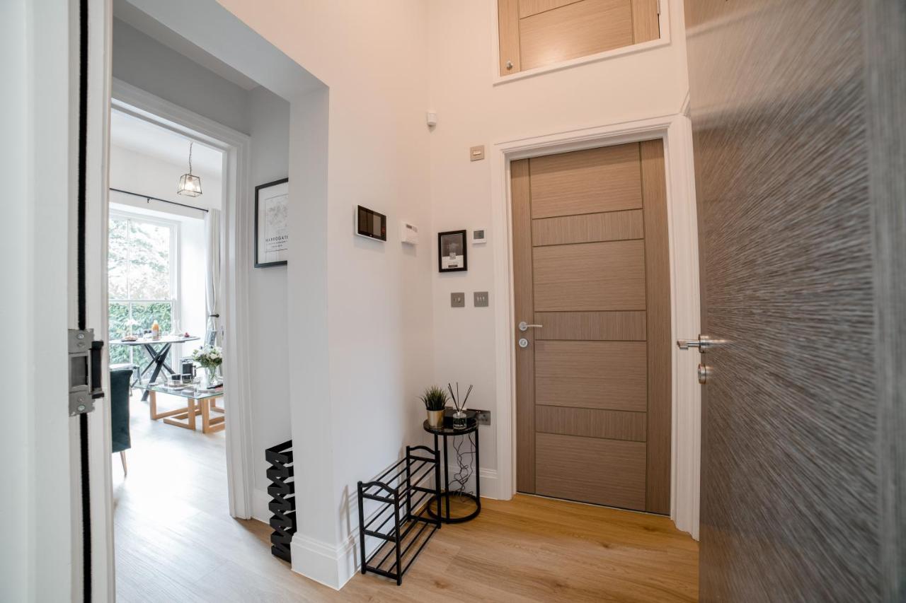 York Place One ハロゲート エクステリア 写真